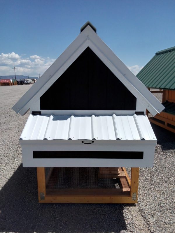 Chicken Coop - 2666 - Image 2