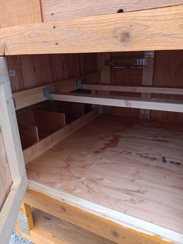 Chicken House - 2879 - Image 5