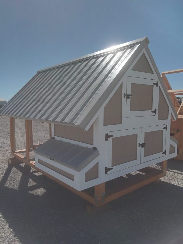 Chicken House - 3012 - Image 2