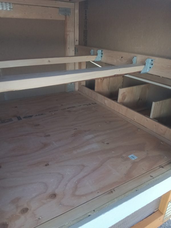 Chicken House - 3012 - Image 4