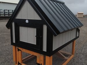Chicken Coop - 3102