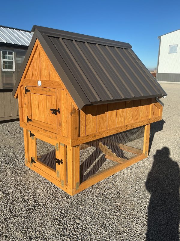 Chicken Coop - 3203