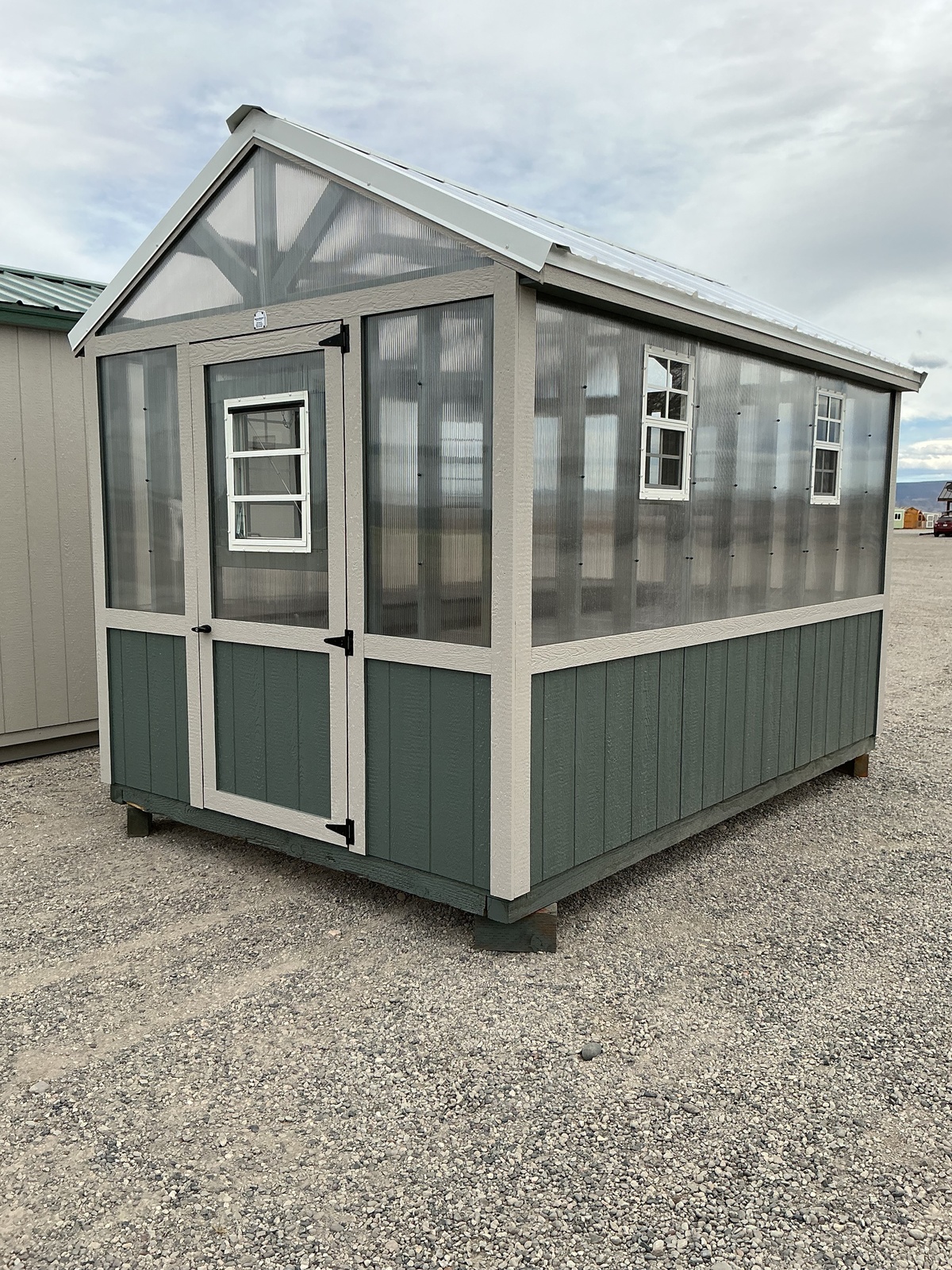 Greenhouse - 3195 - Image 1