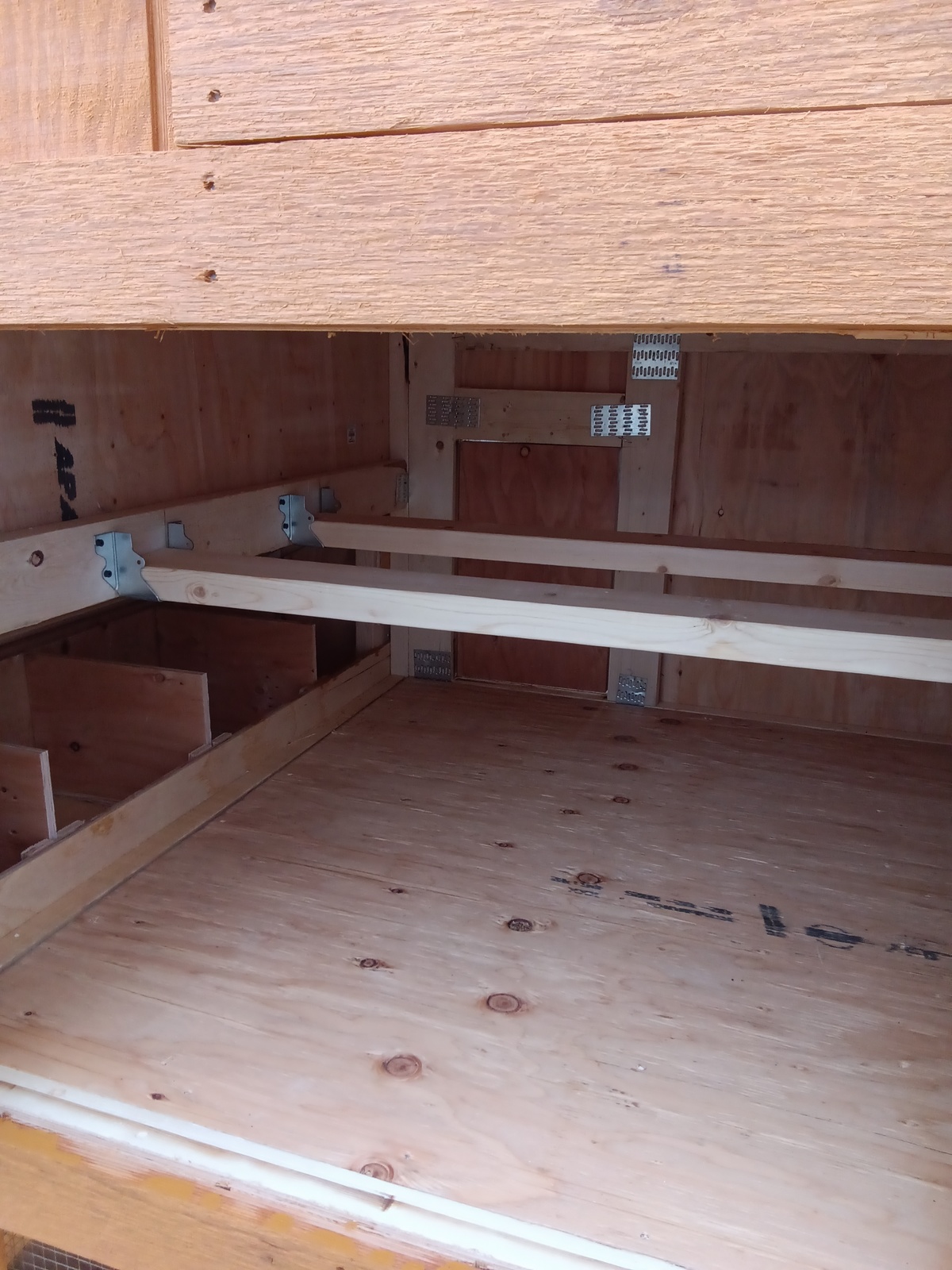 Chicken House - 2561 - Image 5